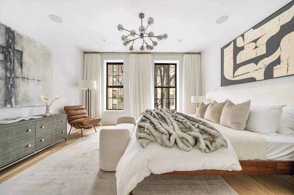 Timeless home decor